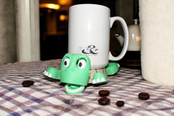 Smiling Turtle Coaster – Your Drink Brings Him to Life - Image 3